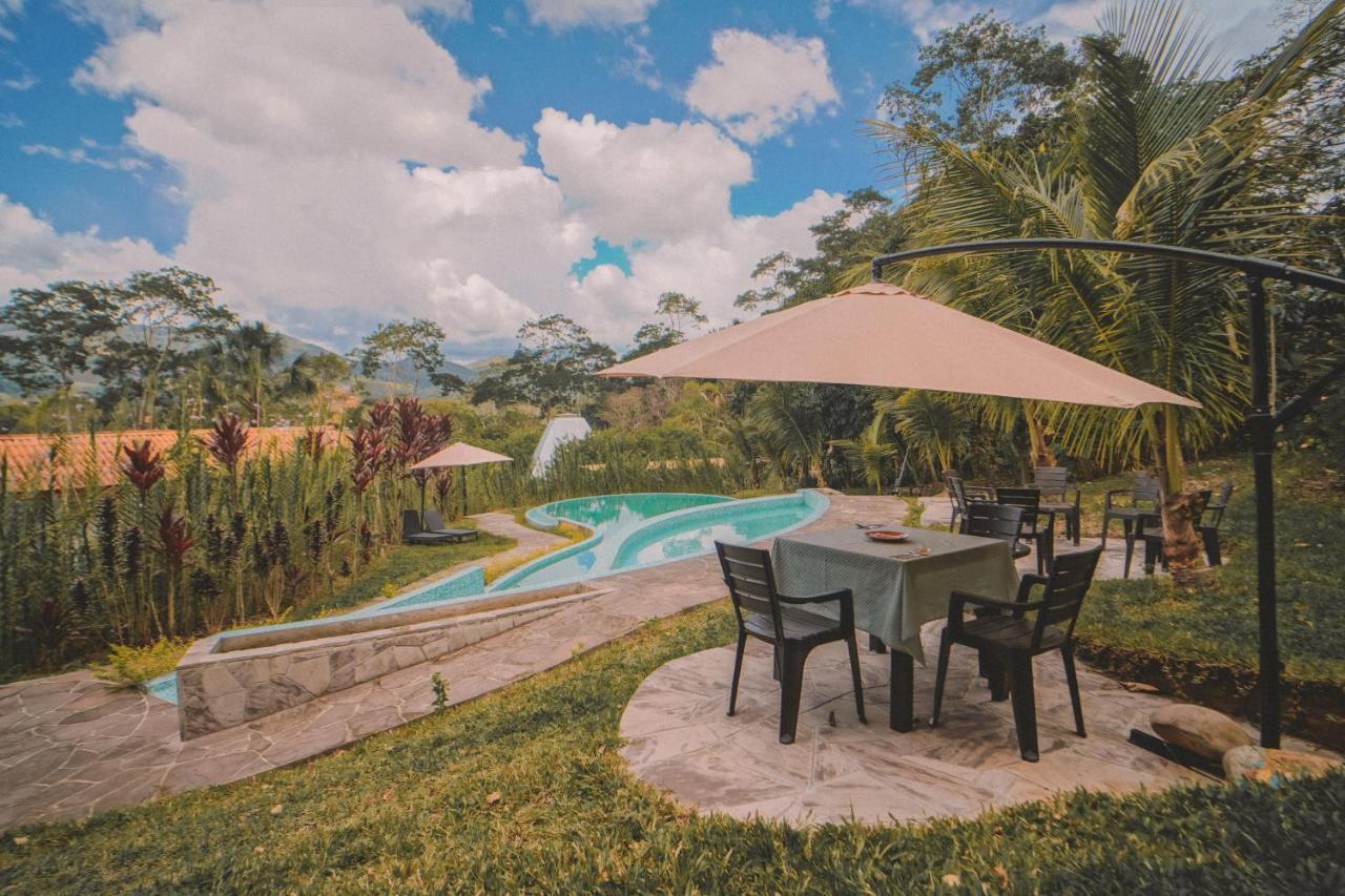 Kantu Garden Lodge Moyobamba Exteriör bild
